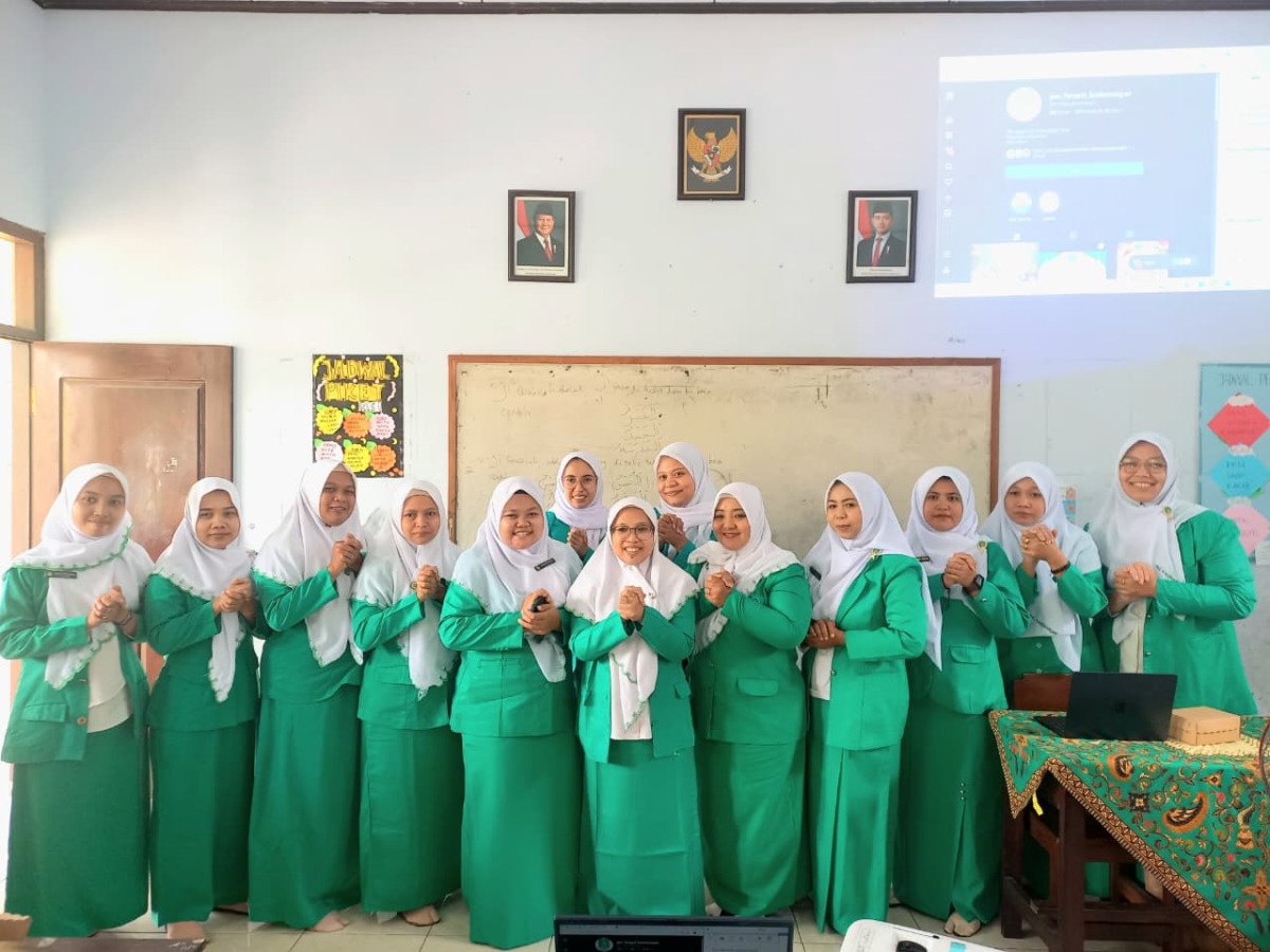 Gelar Turba ke-22 di Srengat, PC Fatayat NU Kabupaten Blitar Wujudkan Kader Tertib Administrasi dan Cakap Digital
